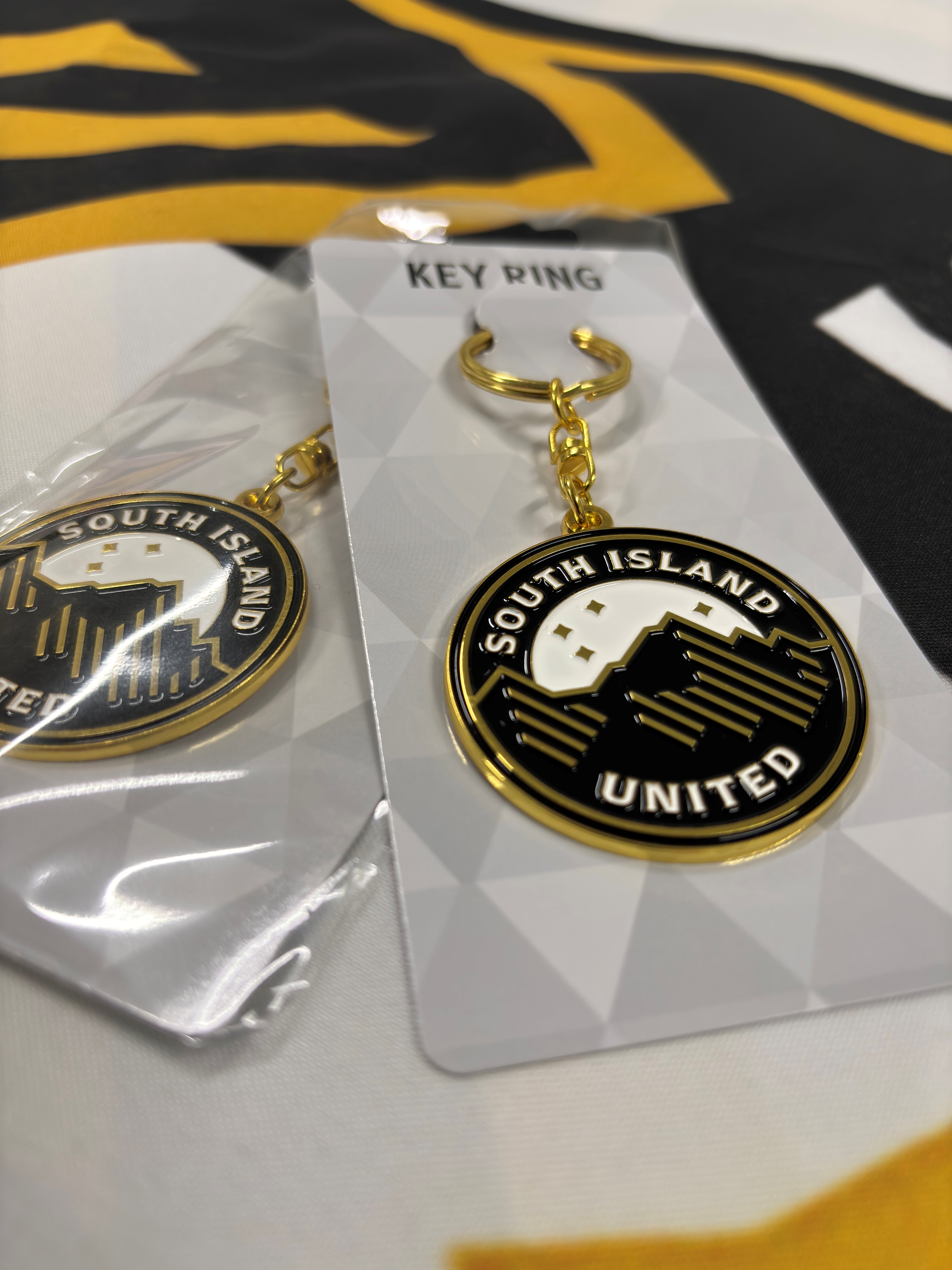 Crest Keyring